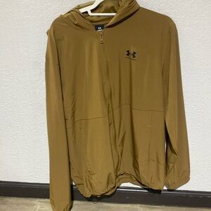 Under armour lightweight jacket new never been worn